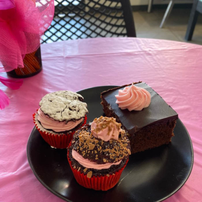 Pink Up Parkes Cupcakes